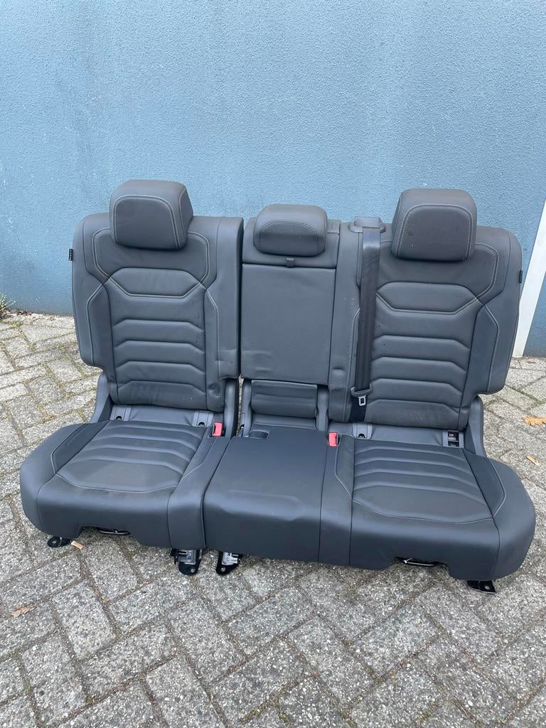 VW Touareg Achterbank en Rolhoes Bagageruimte, Ophalen of Verzenden, Gebruikt, Volkswagen