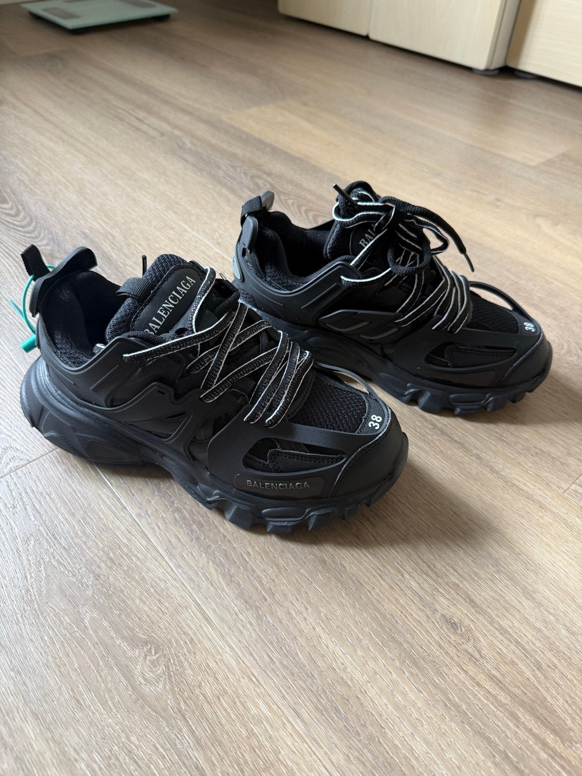 Nieuwe Balenciaga Track sneakers - Zwart, maat 38, Kleding | Dames, Ophalen of Verzenden, Nieuw, Zwart, Sneakers of Gympen