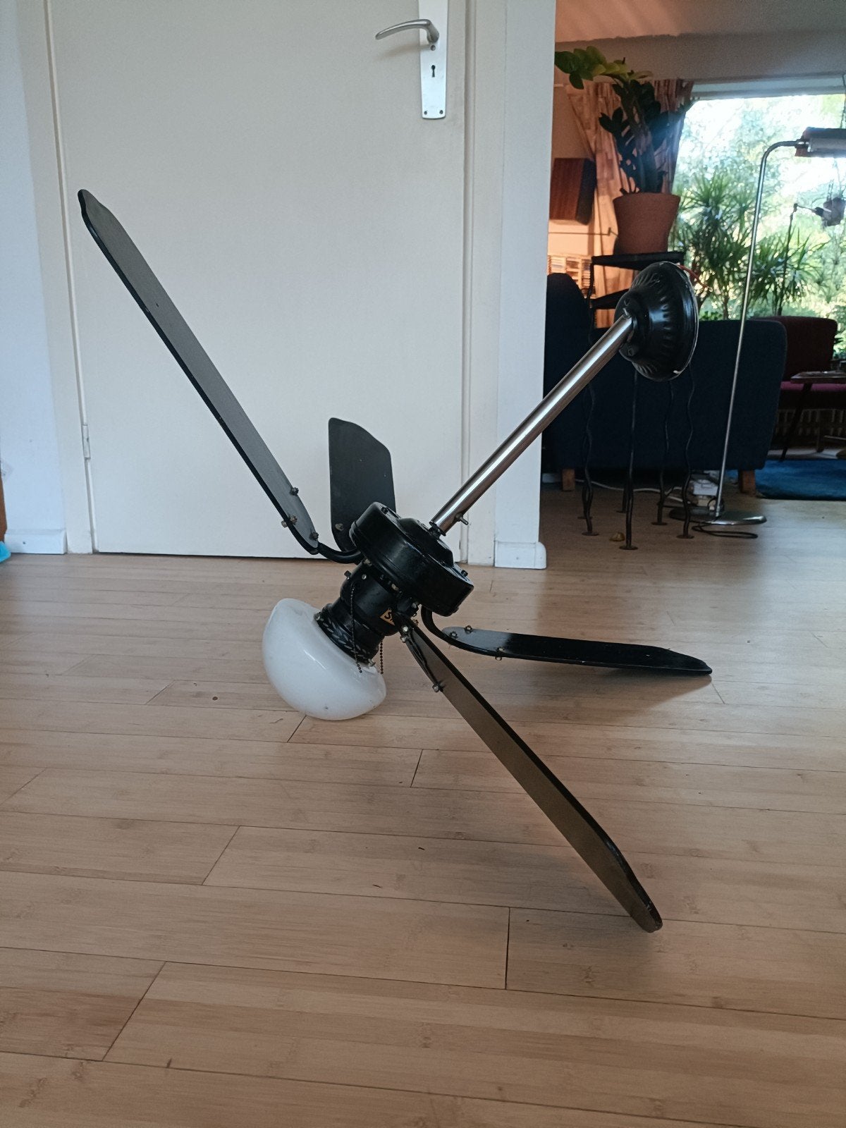 SMC Plafondventilator met verlichting - Zwart, Witgoed en Apparatuur, Ophalen of Verzenden, Gebruikt, Plafondventilator