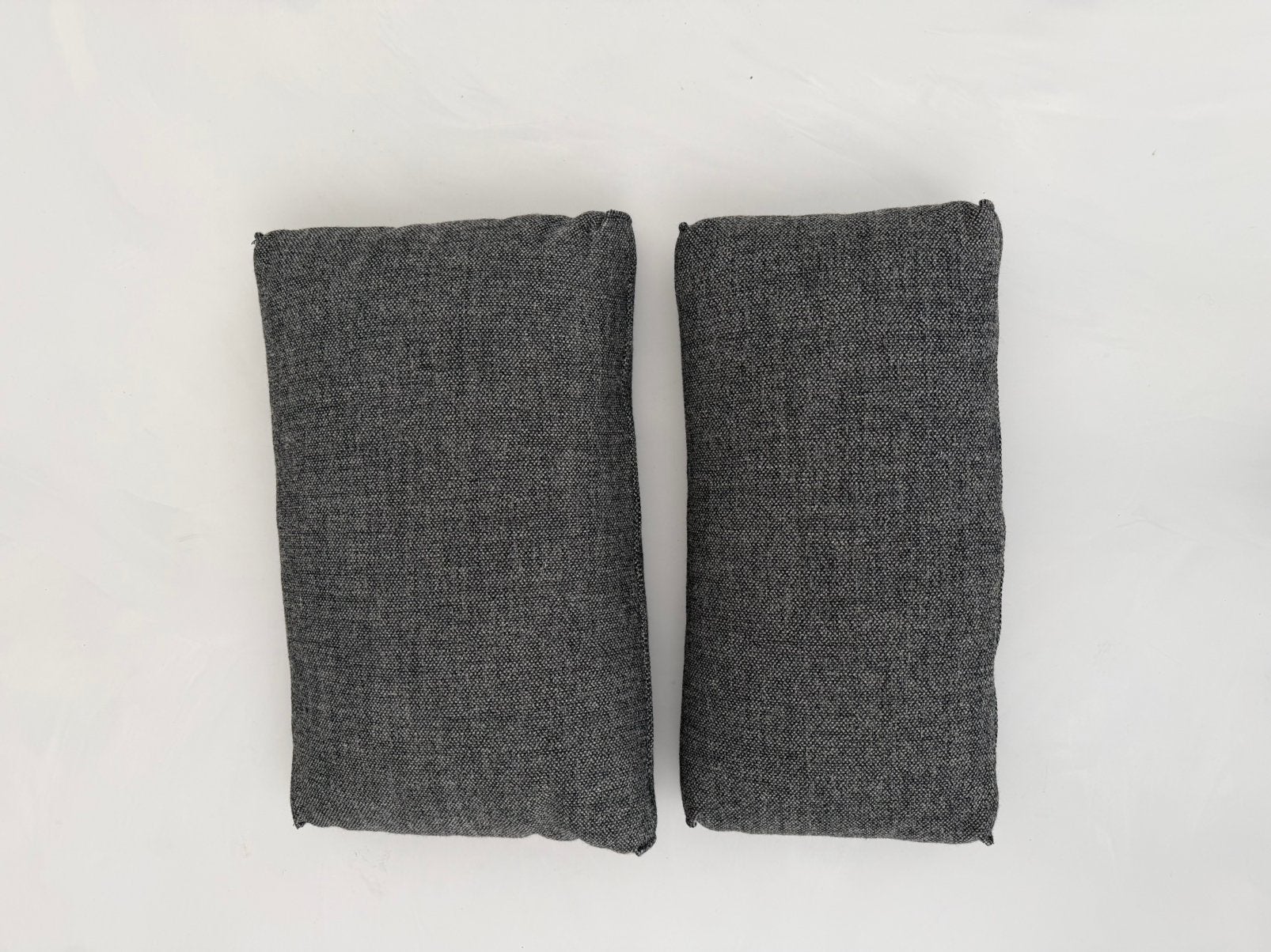 2 kussens van design on stock, Ophalen of Verzenden, Zo goed als nieuw, Vierkant
