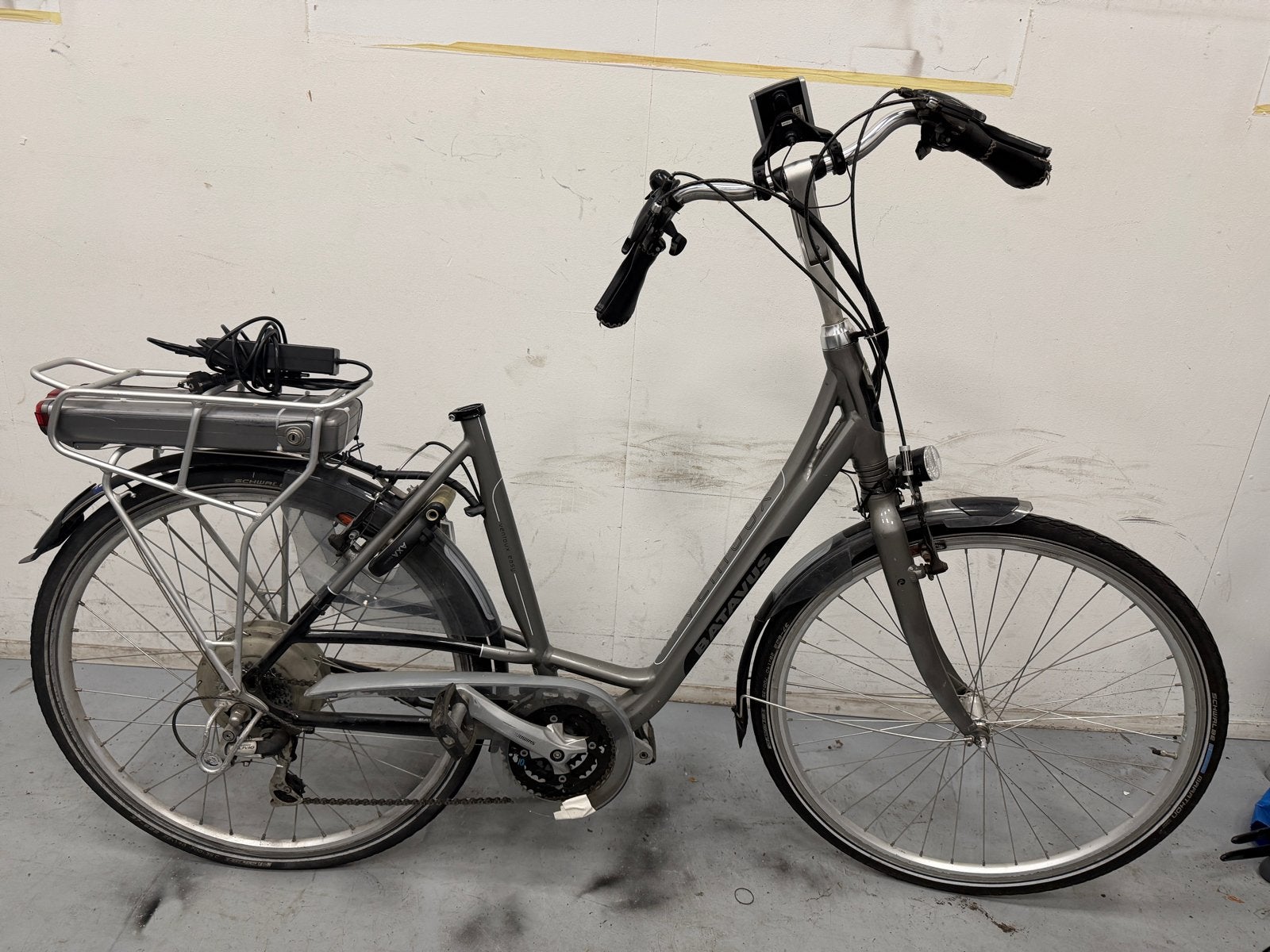 Batavus elektrische met defect accu, Fietsen en Brommers, Fietsonderdelen, Gebruikt, Motor, Aluminium, Ophalen