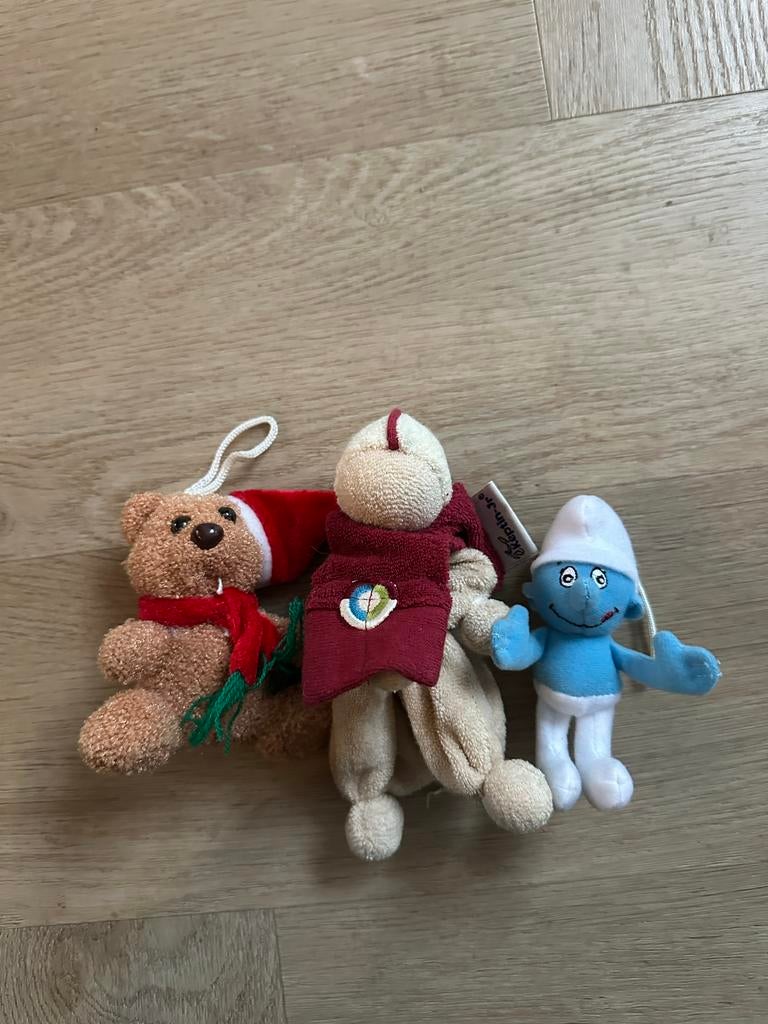 Knuffels: Kerstbeer, Smurf en Ridder, Ophalen of Verzenden, Gebruikt, Overige typen