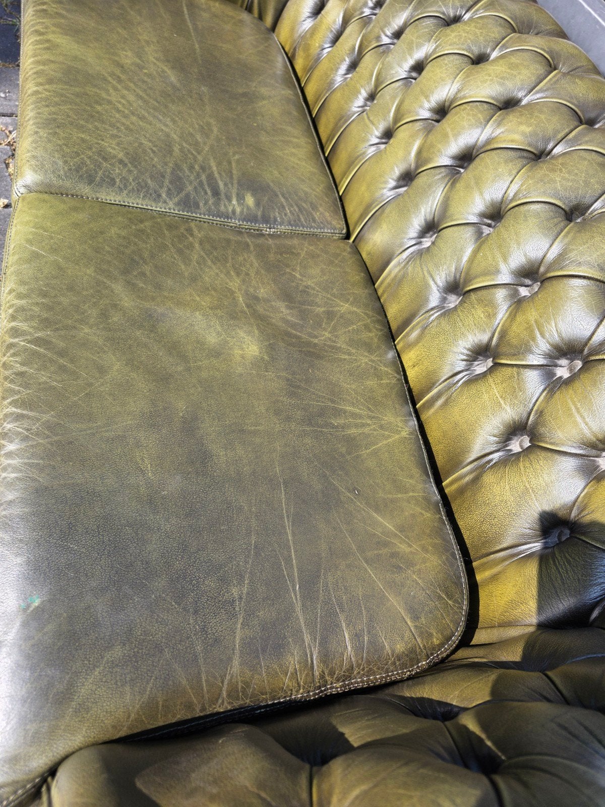 Chesterfield gedelux bank in groen leer + BEZORGING GRATIS, Gebruikt, Chesterfield, Klassiek, Vintage, Onbekend, Tweepersoons
