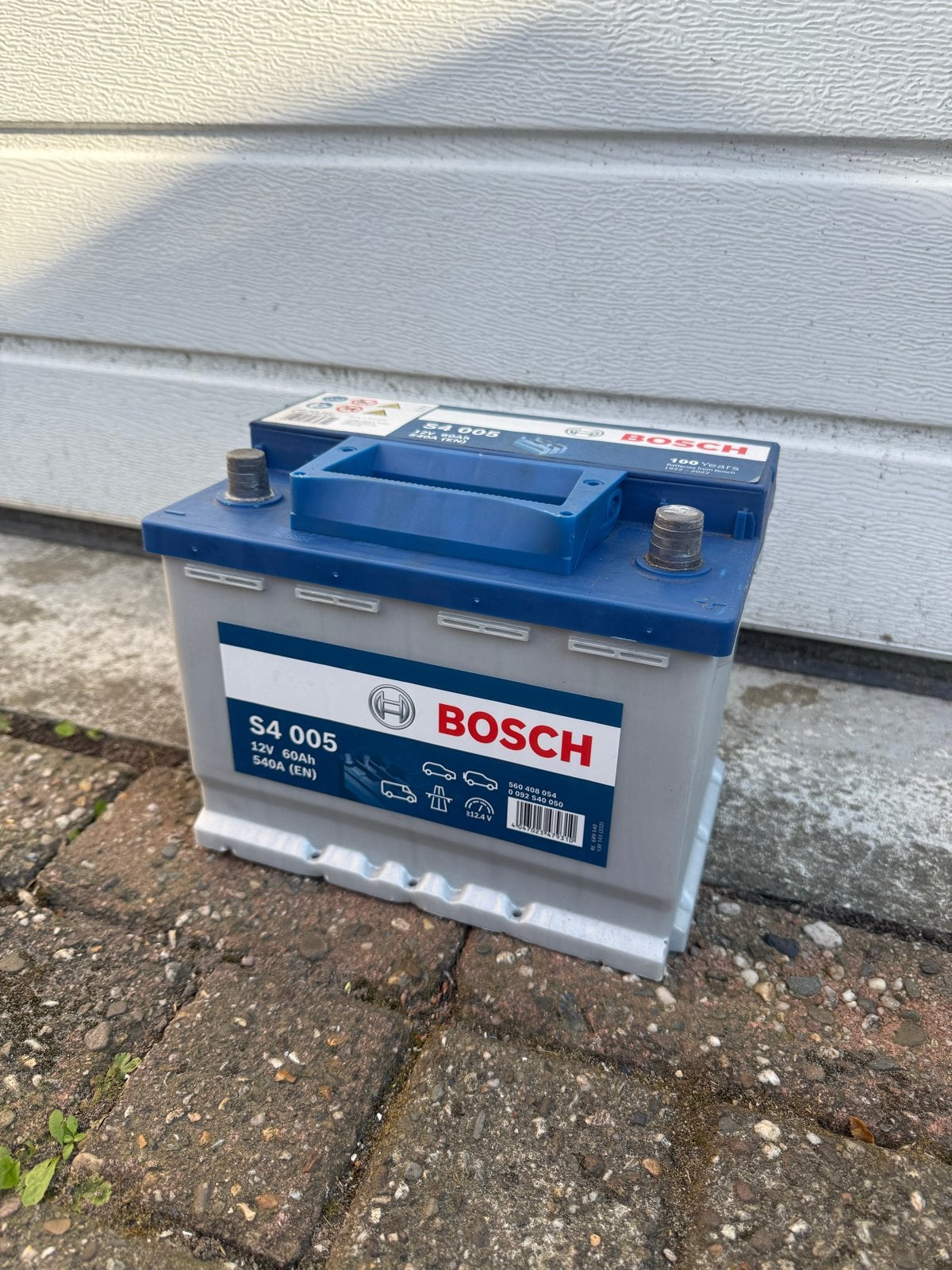 Nieuwe Bosch S4 005 accu 12V 60Ah 540A (EN), Ophalen of Verzenden, Nieuw, Universele onderdelen