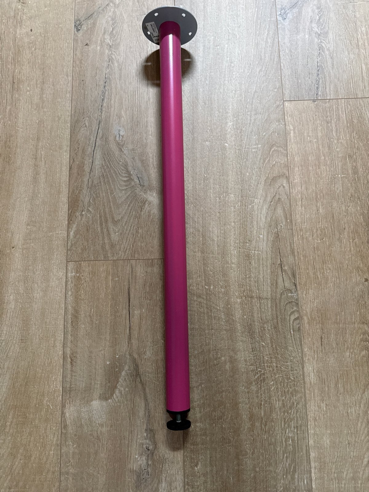 Ikea Vika Adils verstelbare tafelpoot roze (70-72 cm), Huis en Inrichting, Tafelonderdelen, Tafelpoot, Gebruikt, 50 tot 100 cm