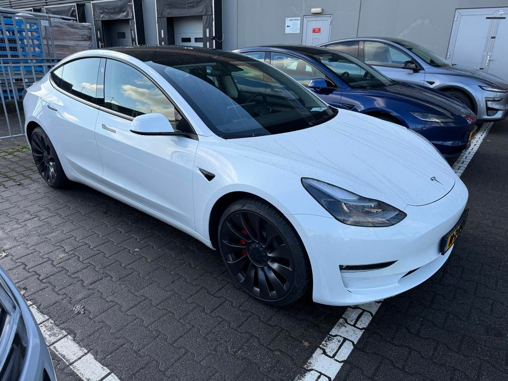 Model 3 Performance Long Range, Tesla Garantie, SOH=100%, Automaat, Zwart, Parkeerassistent, Wit