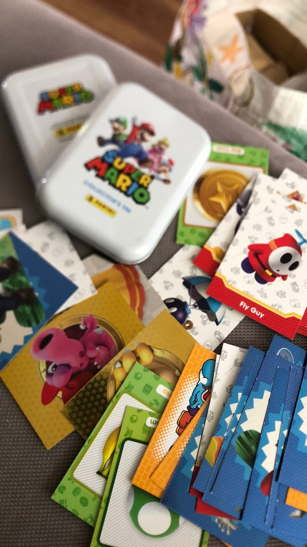 Super mario traiding cards box vol, Ophalen of Verzenden, Zo goed als nieuw, Meerdere plaatjes