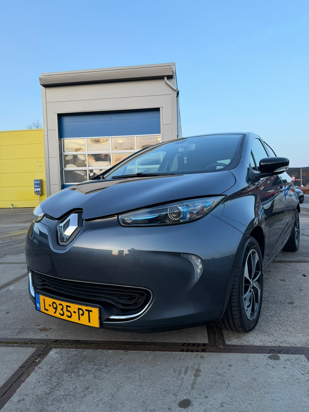 Renault ZOE 2018 | Accu Koop | Nieuwe APK | Camera, Auto's, 1402 kg, Zwart, 58 pk, Elektrisch