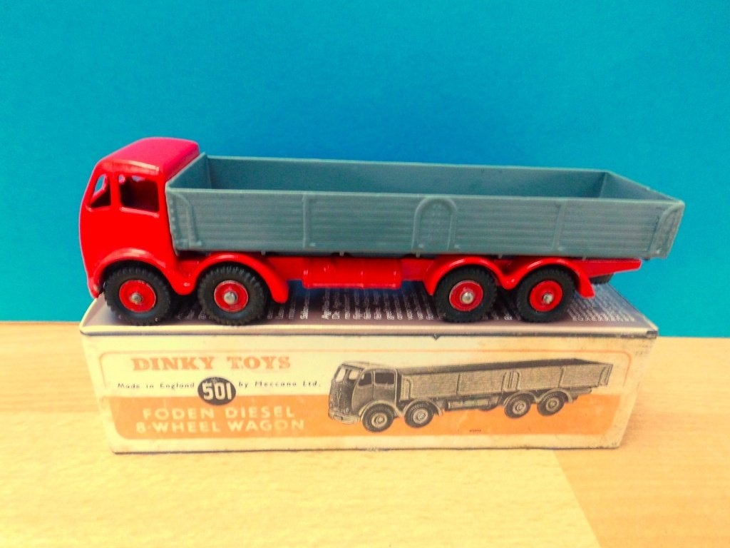 DINKY TOYS No. 501 FODEN WAGON REPAINT MET REPRO DOOS, Ophalen of Verzenden, Gebruikt, Bus of Vrachtwagen, Dinky Toys
