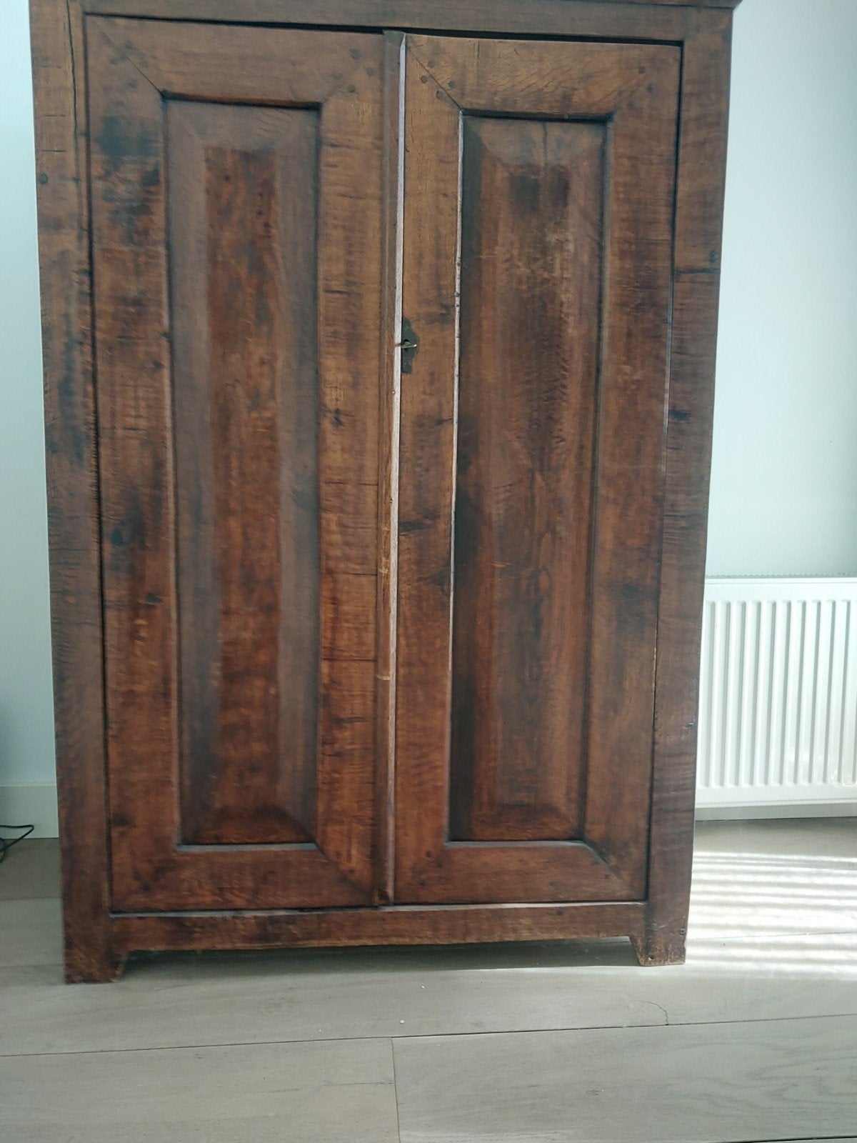 kast ,eiken  ,(koloniaal), Ophalen