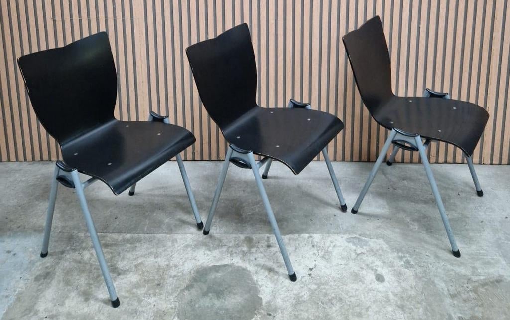 51 x Vepa kantine stoelen schoolstoelen horeca cafe bistro, Ophalen of Verzenden, Zo goed als nieuw, Zwart, Vijf, Zes of meer stoelen