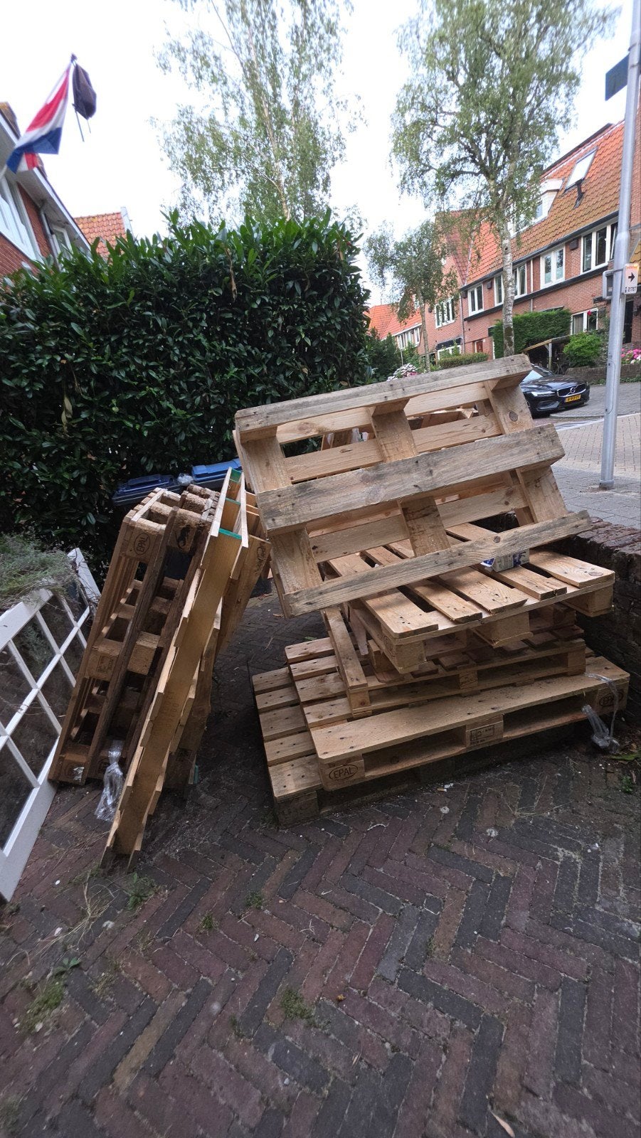 Gratis Europallets – Af te halen in Amstelveen, Gebruikt, Ophalen of Verzenden, 50 mm of meer, Pallet
