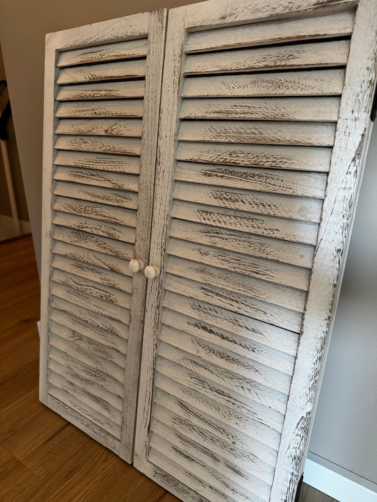 Decoratieve spiegel met luiken, wit/grijs, 120x80 cm, Ophalen, Gebruikt, 100 tot 125 cm, Minder dan 100 cm
