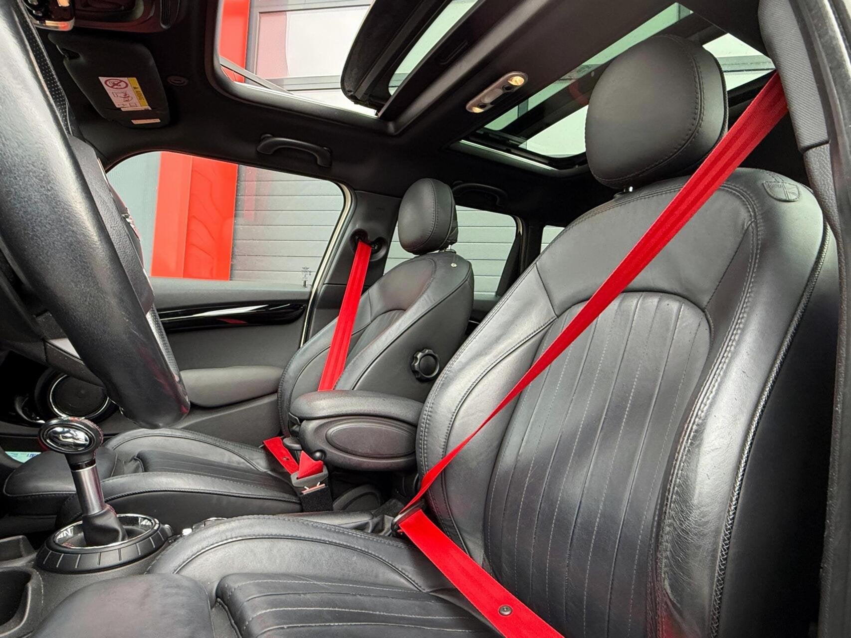 Mini Cooper S 2.0 John Cooper Works | Pano | Carplay | JCW K, 1998 cc, Gebruikt, 4 cilinders, Met garantie (alle)