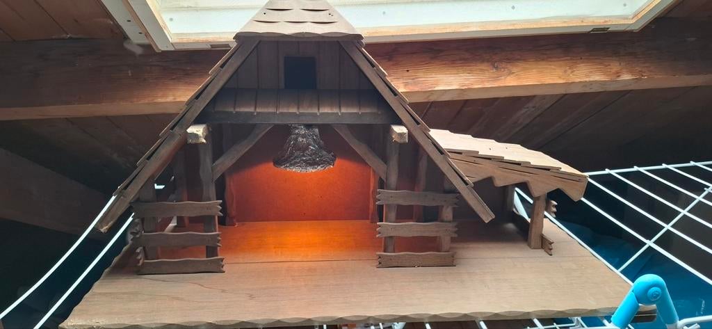 Houten Kerststal met Verlichting - Handgemaakt, Ophalen, Gebruikt