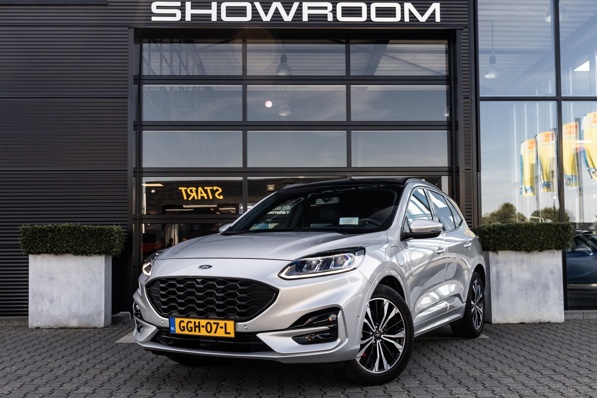 Ford KUGA 2.5 PHEV ST-Line X, Pano, HUD, B&O, Memory, Winter, Auto's, Ford, 14 kWh, Gebruikt, 4 cilinders, Adaptive Cruise Control