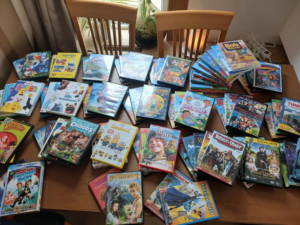 80 kinder/tekenfilms, Cd's en Dvd's, Gebruikt, Alle leeftijden, Overige genres, Ophalen of Verzenden