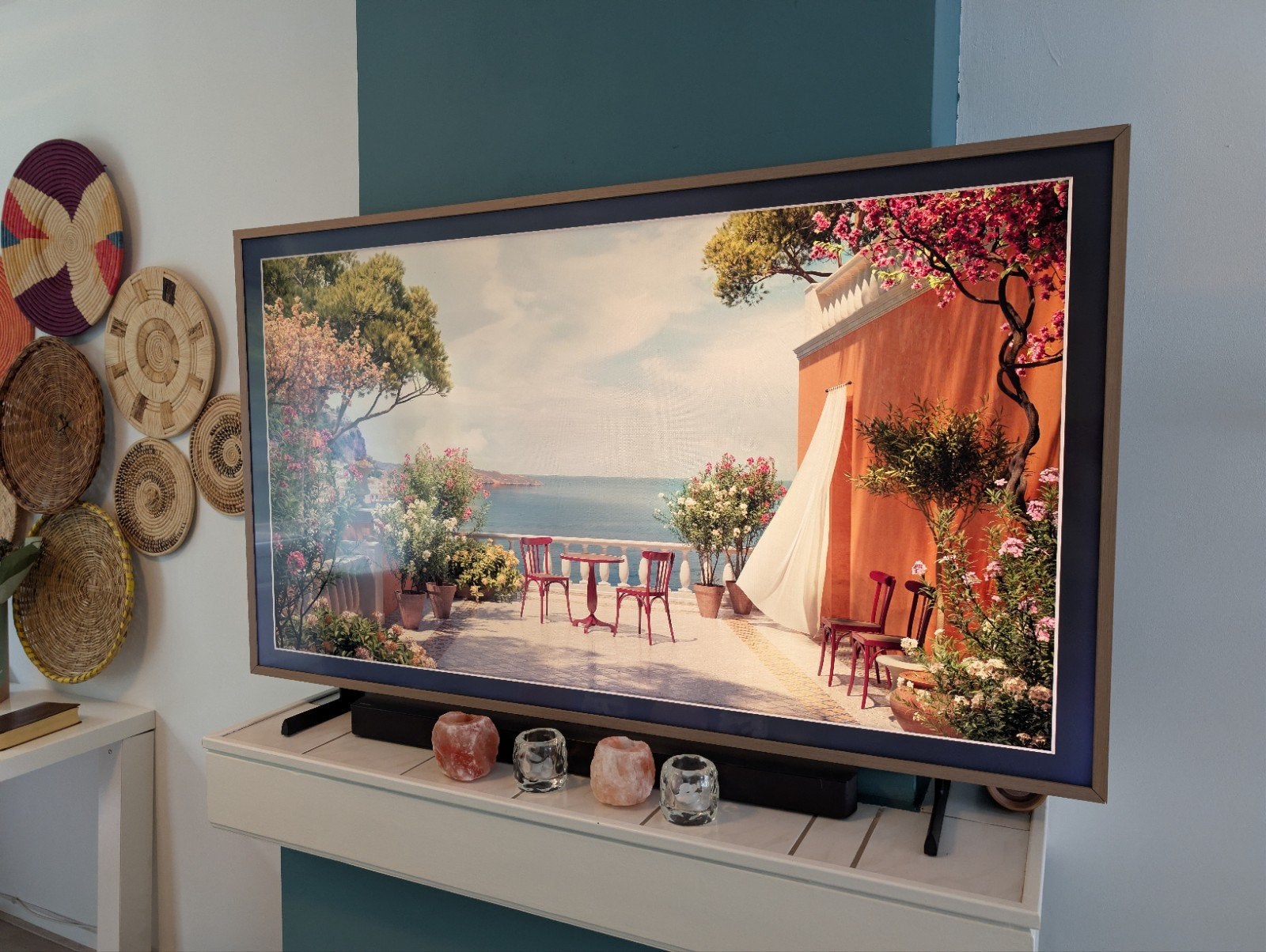 Foto 4 van Samsung The Frame 65LS03A (2021) + wall mount
