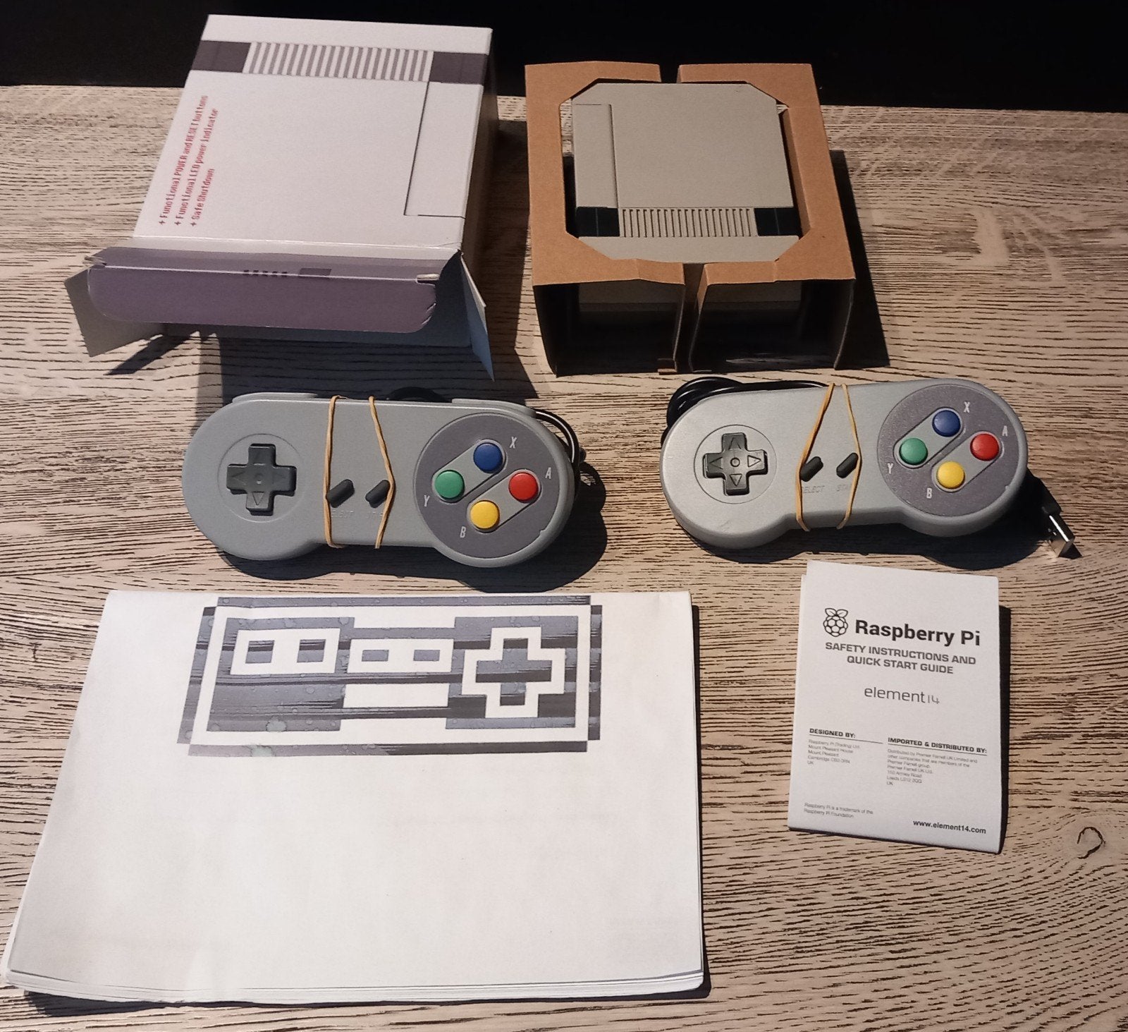 Rasberry Pi. Retroflag., Ophalen of Verzenden, Gebruikt, Met 2 controllers