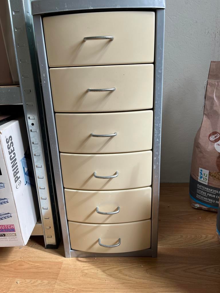 Vintage metal ladekastje met 6 laden, Huis en Inrichting, Ophalen, Minder dan 50 cm, Gebruikt, 5 laden of meer
