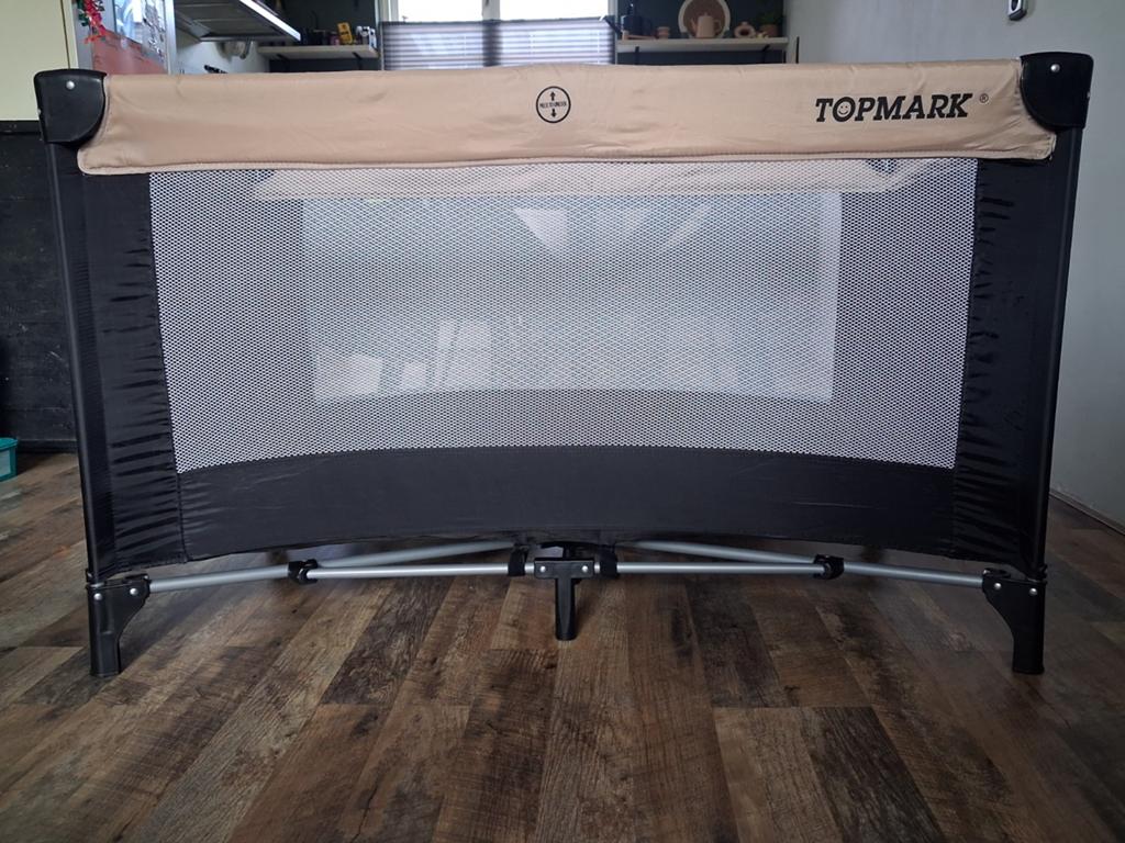 Topmark campingbed met matras - Zo goed als nieuw, Ophalen of Verzenden, Zo goed als nieuw