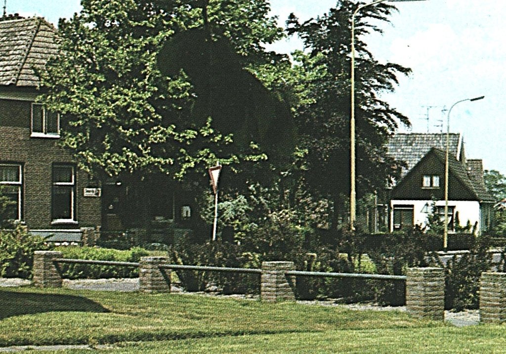 805561	Gasselte	Drenthe	382 De Brinken	Gelopen, Ophalen of Verzenden, 1980 tot heden, Gelopen, Drenthe