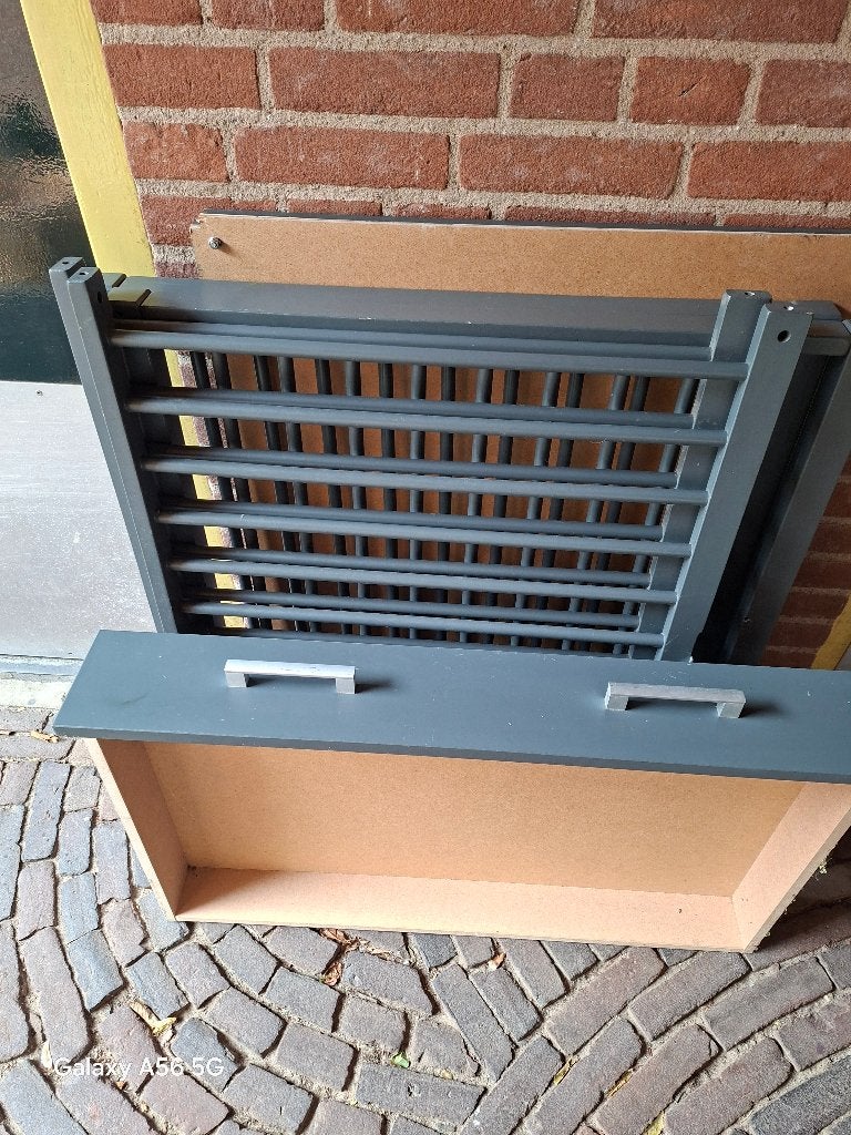 box met schuifla, Ophalen, Gebruikt, Vierkant, Lade