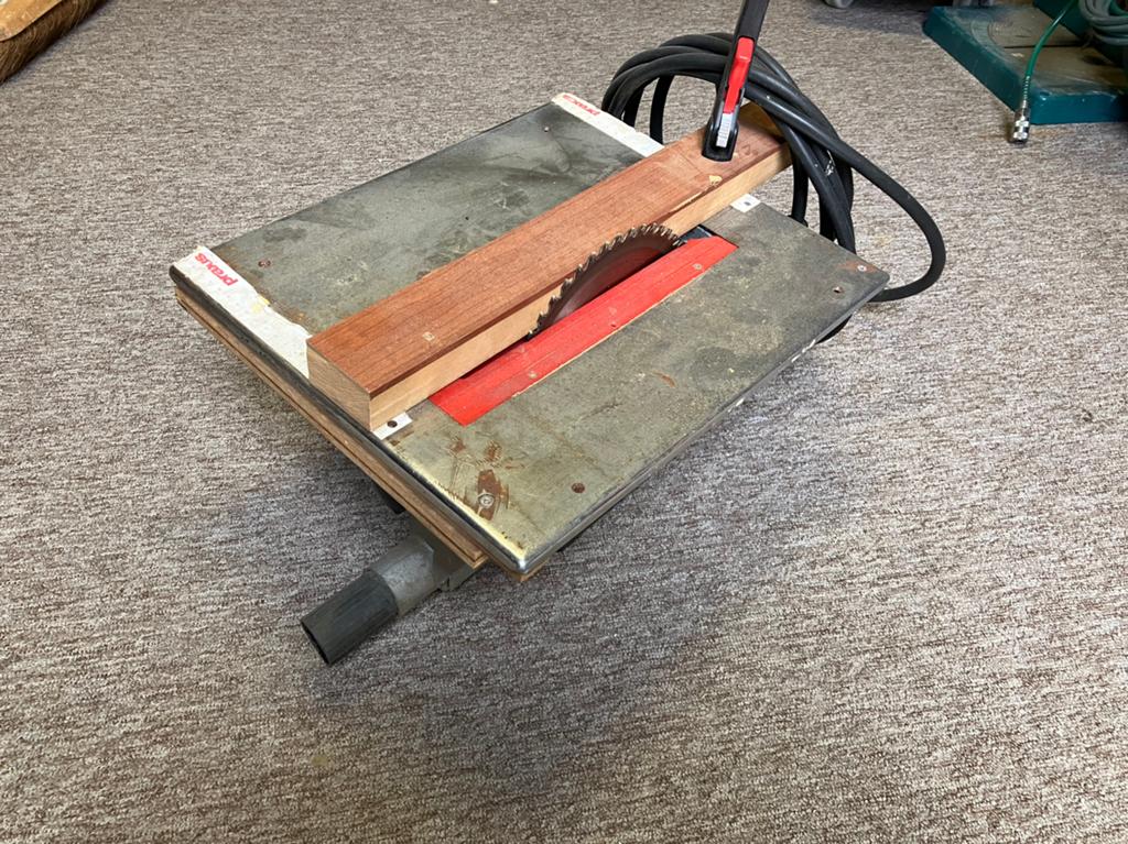 Gebruikte zaagtafel te koop, Ophalen, Gebruikt, Overige typen, 600 tot 1200 watt