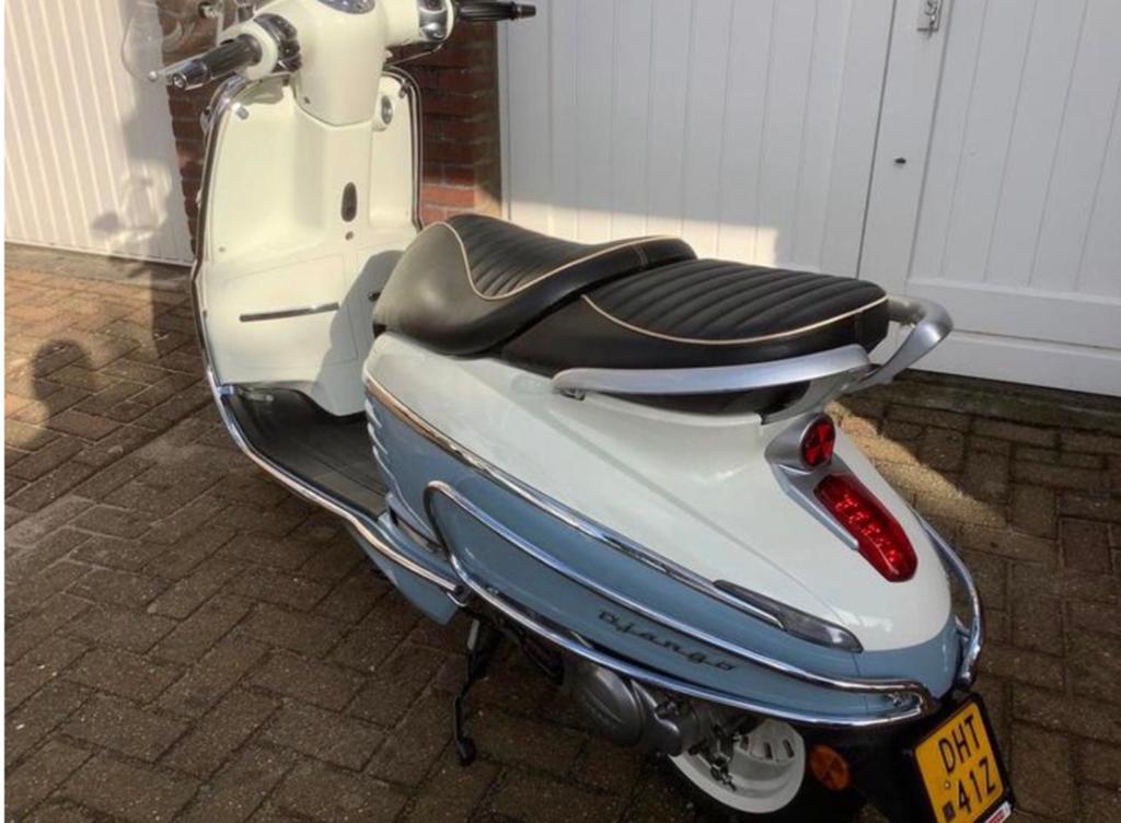 Peugeot Django 50cc Retro | Topstaat | Nieuwe Service +Extra, Fietsen en Brommers, Ophalen, Overige modellen, Maximaal 45 km/u