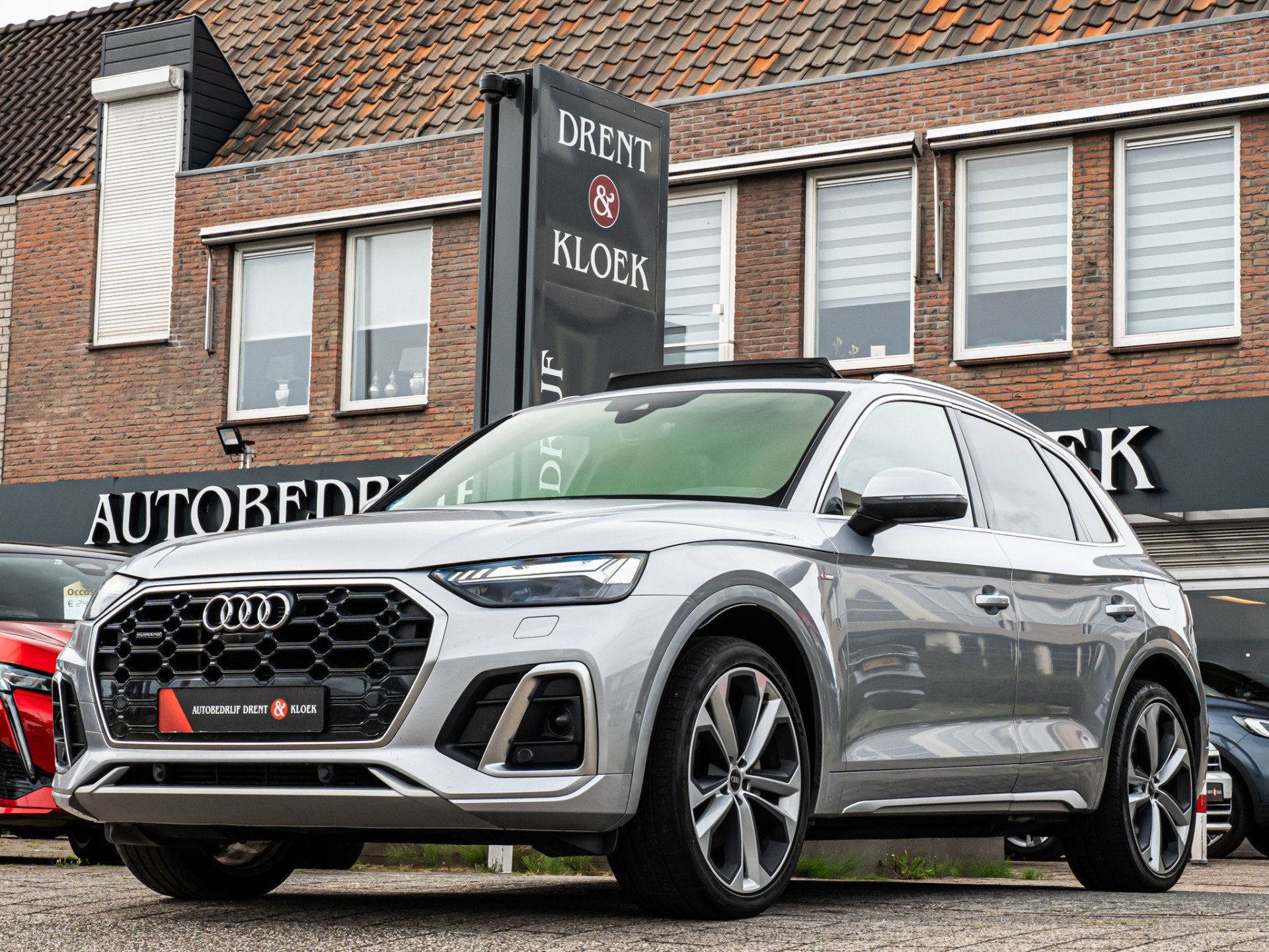 Audi Q5 55 TFSI e S-Line PANO 21 INCH CARBON 360 CAMERA MATR, Auto's, Automaat, Dealer onderhouden, Verwarmde buitenspiegels, Gebruikt