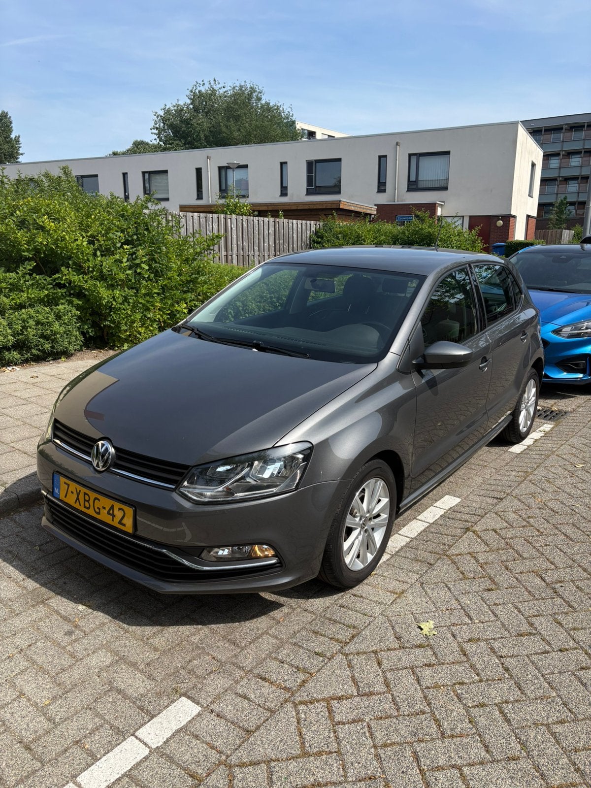 Volkswagen Polo 1.2 TSI 66KW 2014 Grijs, Auto's, Volkswagen, 40 €/maand, 4 cilinders, Origineel Nederlands, Handgeschakeld