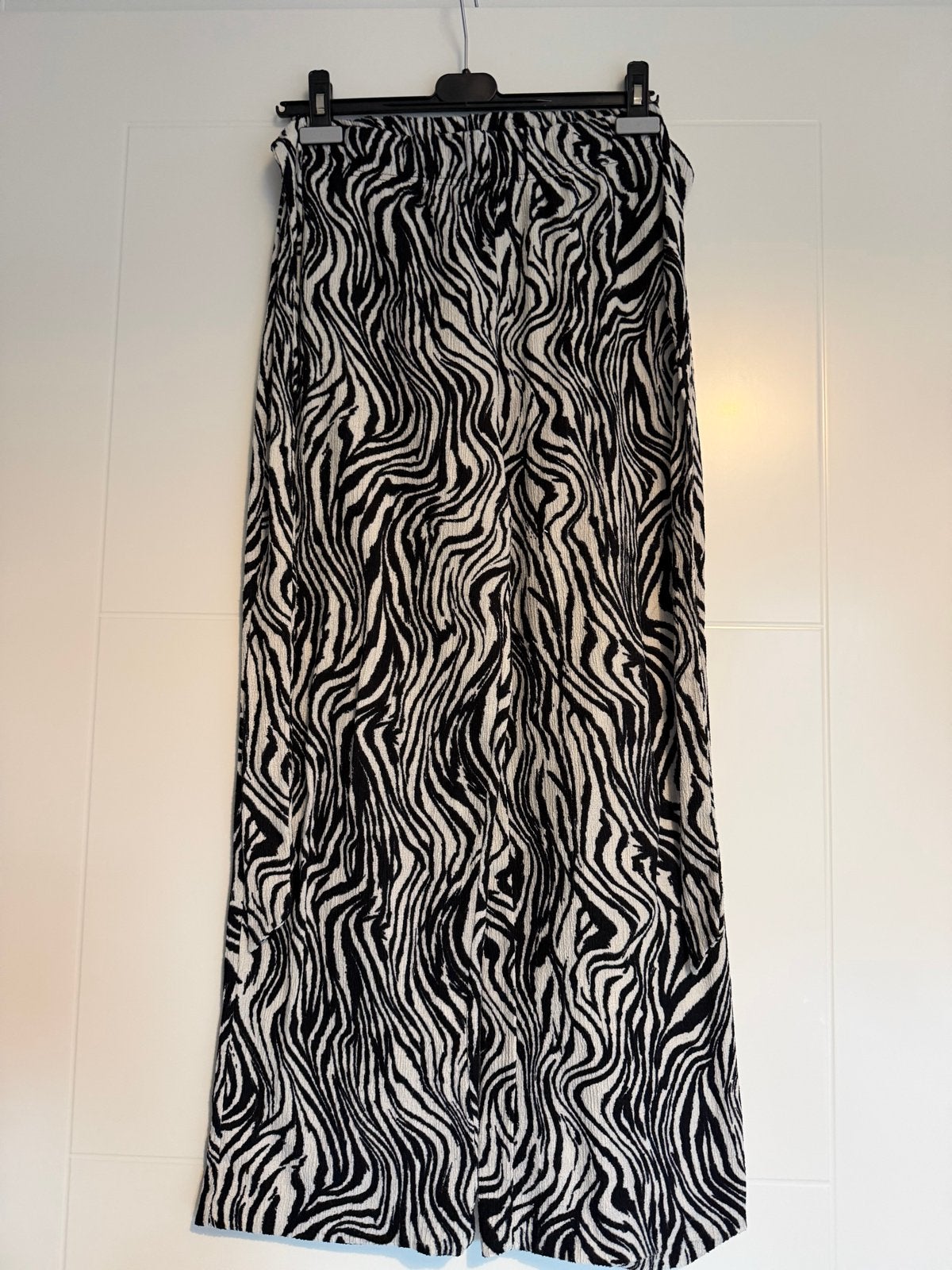 Zebraprint broek Seven Sisters maat M, Kleding | Dames, Maat 38/40 (M), Zwart, Ophalen of Verzenden, Zo goed als nieuw