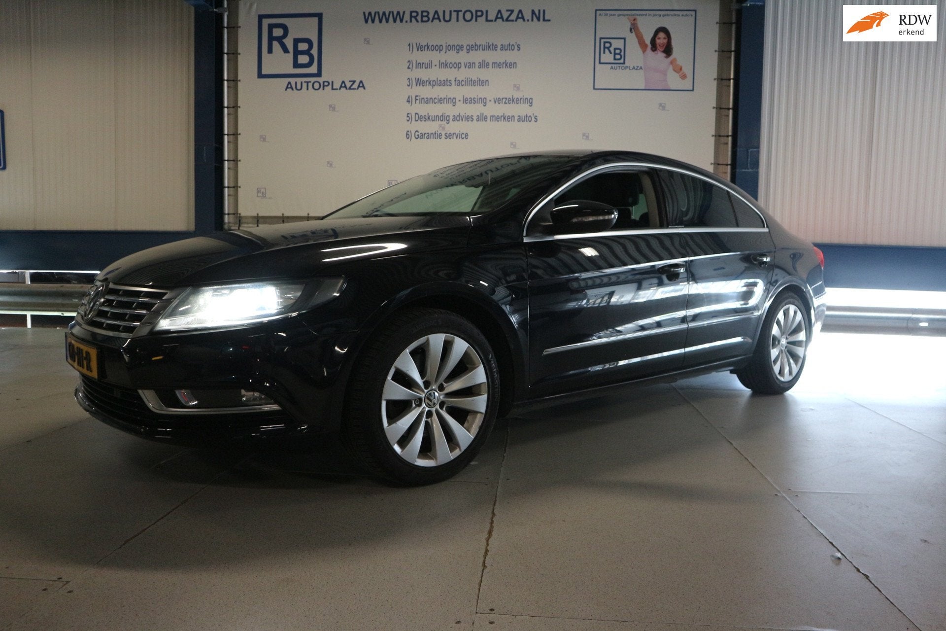 Volkswagen CC 1.4 TSI / NAV / XENON / AFNEEM HAAK / BLACK PA, Auto's, Voorwielaandrijving, Euro 5, 4 cilinders, 4 stoelen