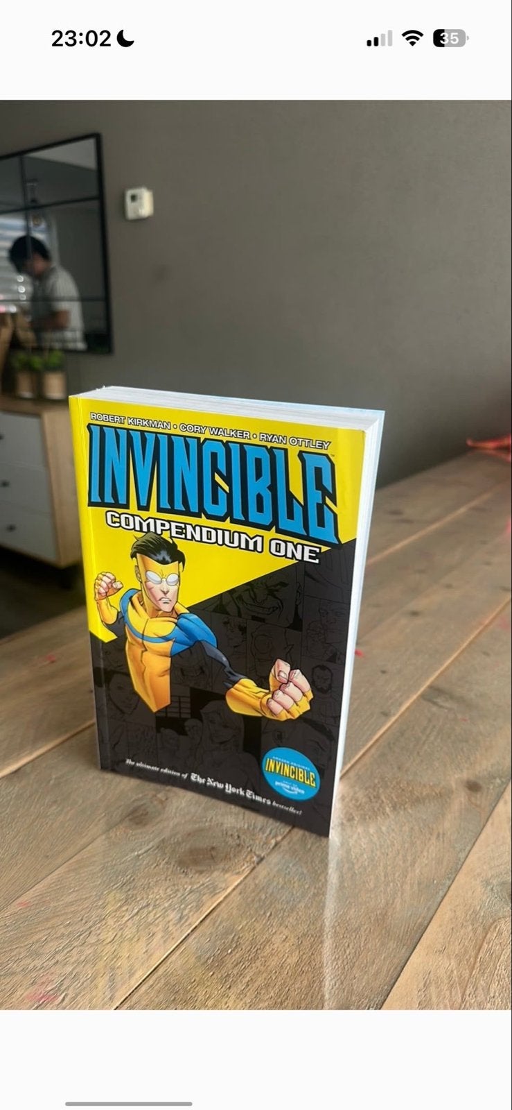 Invincible Compendium One - Robert Kirkman, Eén comic, Ophalen of Verzenden, Zo goed als nieuw, Amerika