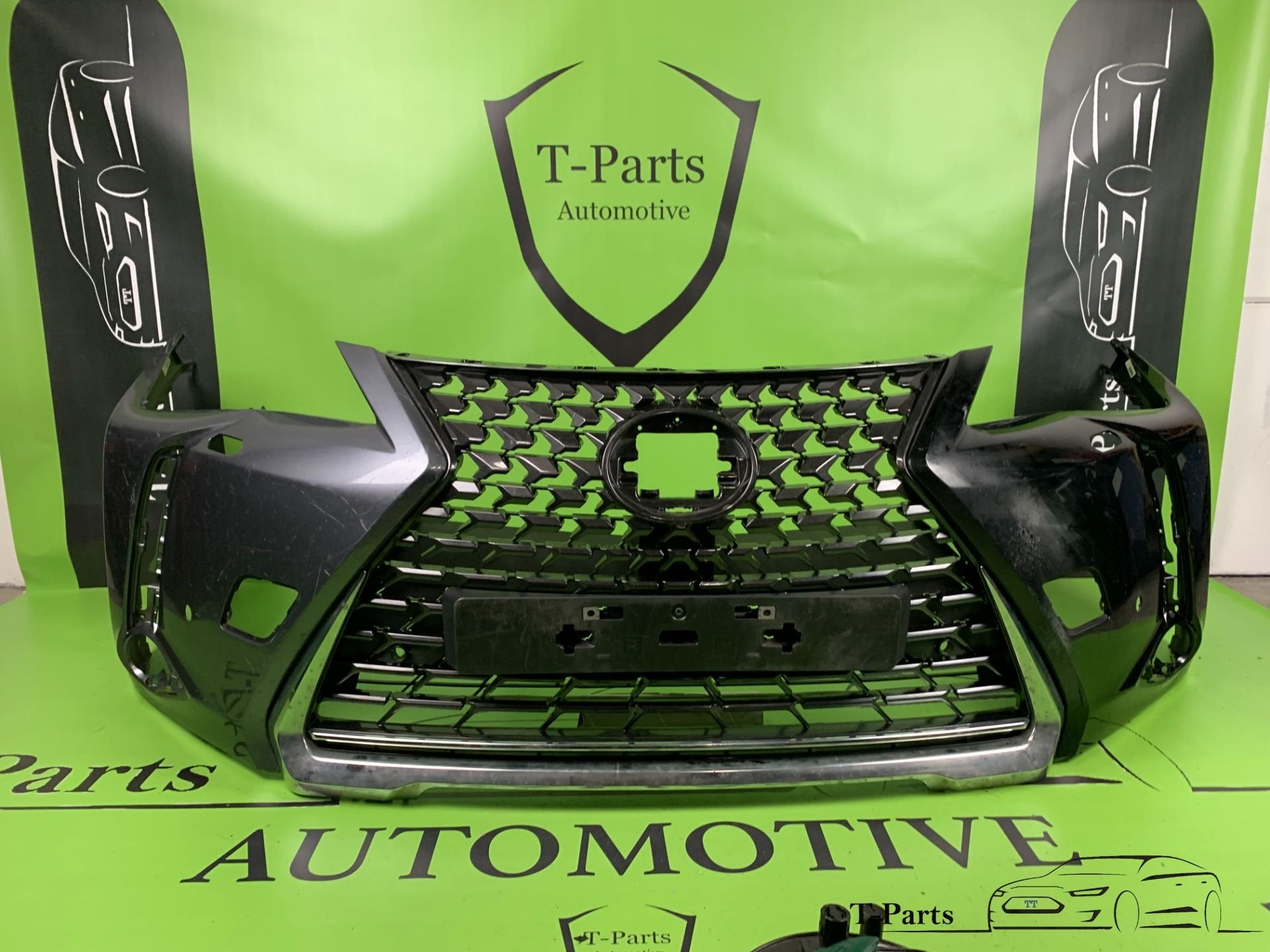 lexus ux voorbumper grille bumper gril, Info@fabrikant.eu, Bumper, Fabrikantstraat 1
1000 AA  Amsterdam, Fabrikant BV