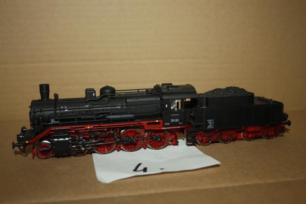 4) Piko DR baureihe 38 234, Gebruikt, Analoog, Gelijkstroom, Locomotief