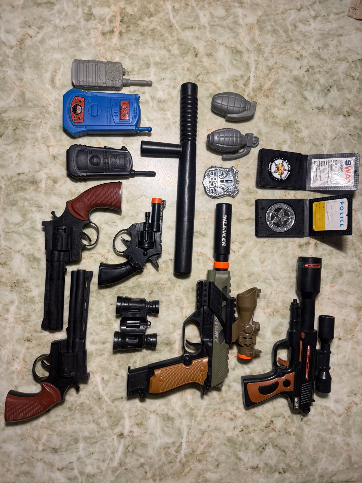 Politie/SWAT Speelgoedset – Pistolen en  Accessoires, Ophalen of Verzenden, Zo goed als nieuw