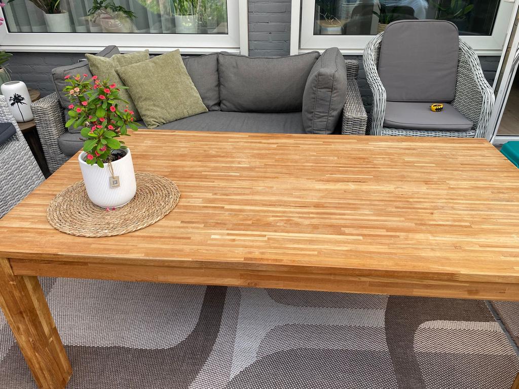 Loungeset met houten tafel en twee banken, Ophalen, Gebruikt, Rechthoekig, Hout
