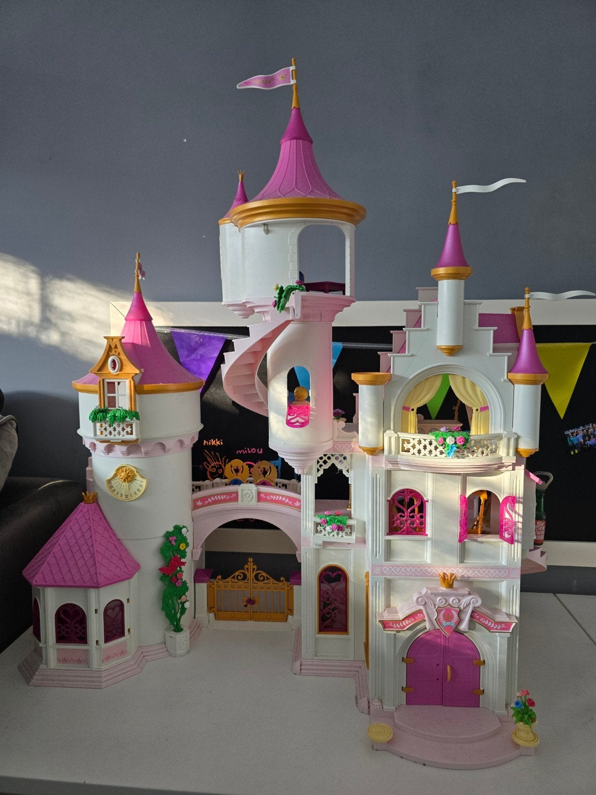 Foto 3 van playmobil kasteel 70447