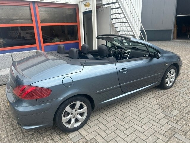 Peugeot 307 1.6 16V CC 2006 Grijs, Auto's, Peugeot, Zwart, 4 cilinders, Cabriolet, 4 stoelen