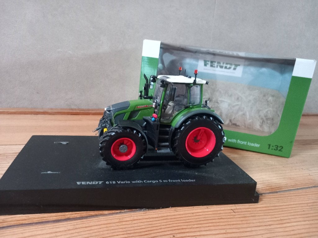 Fendt 618 en miedema hst 175, Ophalen of Verzenden, Zo goed als nieuw, Tractor of Landbouw, Universal Hobbies