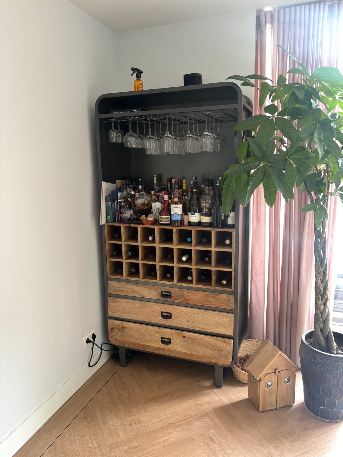 Industriële wijnkast mango 200x100, Ophalen, Zo goed als nieuw