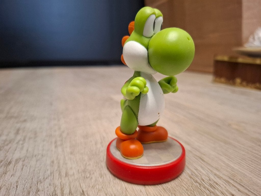 Nintendo Amiibo - Yoshi (Super Mario), Ophalen of Verzenden, Zo goed als nieuw, Overige modellen, Overige typen