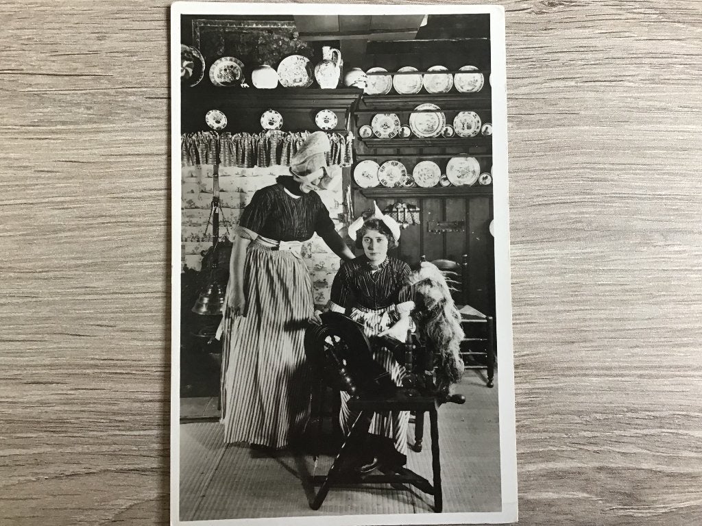 Oude ansichtkaart Volendam, Hotel Spaander interieur 1947, Ophalen of Verzenden, 1940 tot 1960, Gelopen, Noord-Holland