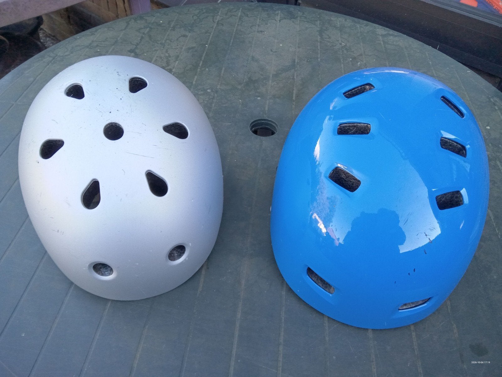 Twee kinderhelmen van Oxelo. Maat 50-54 en 54-58., Sport en Fitness, Ophalen, Gebruikt, Bescherming