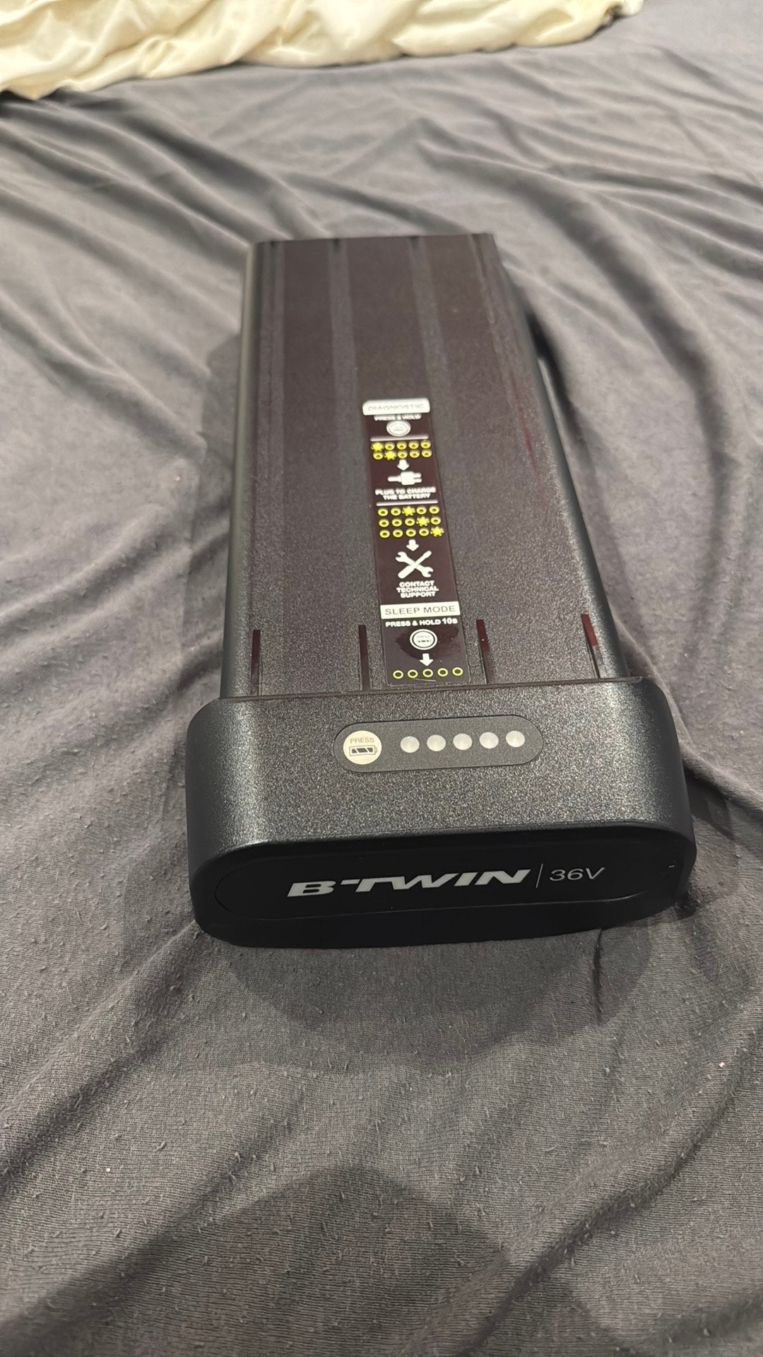 Btwin 36v accu zonder lader!, Ophalen, Zo goed als nieuw