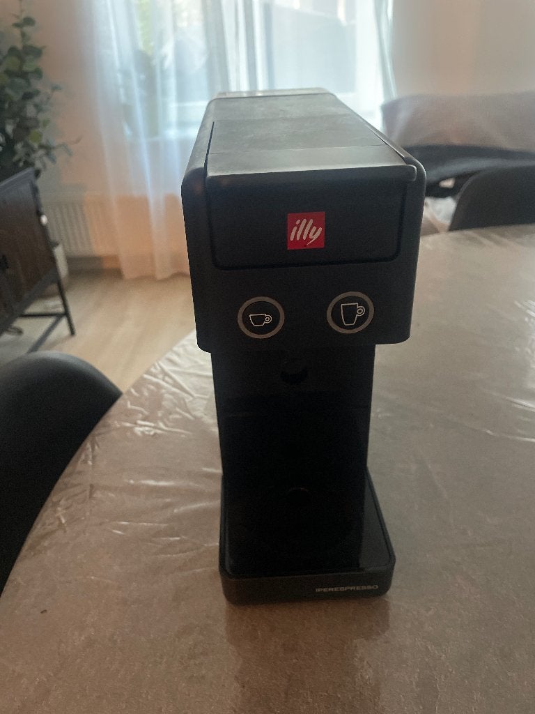 Illy koffie apparaat, Afneembaar waterreservoir, Gebruikt, Espresso apparaat, Ophalen of Verzenden