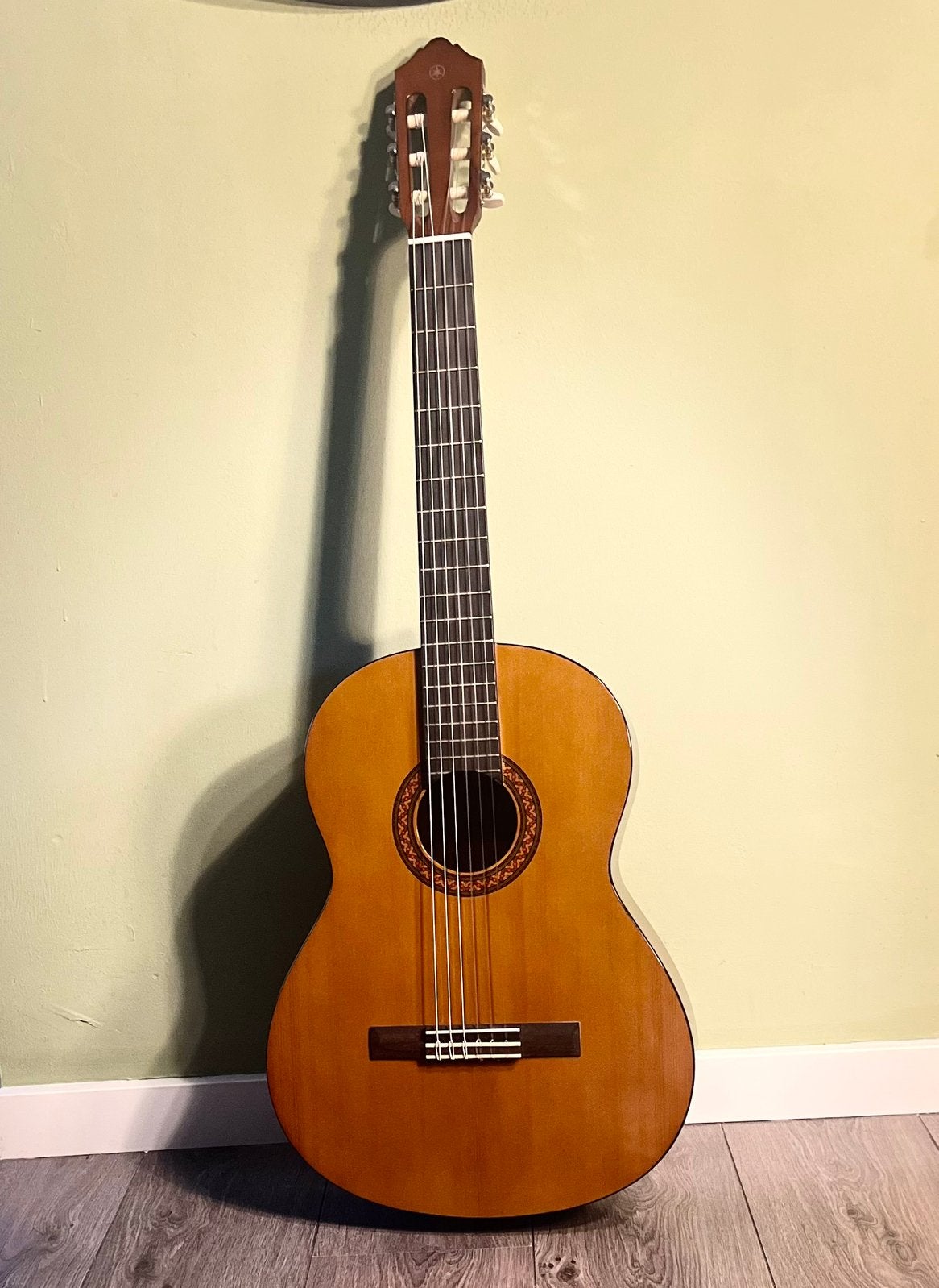 Guitaar Yamaha C40+accesories, Muziek en Instrumenten, Ophalen of Verzenden, Zo goed als nieuw, Gitaar
