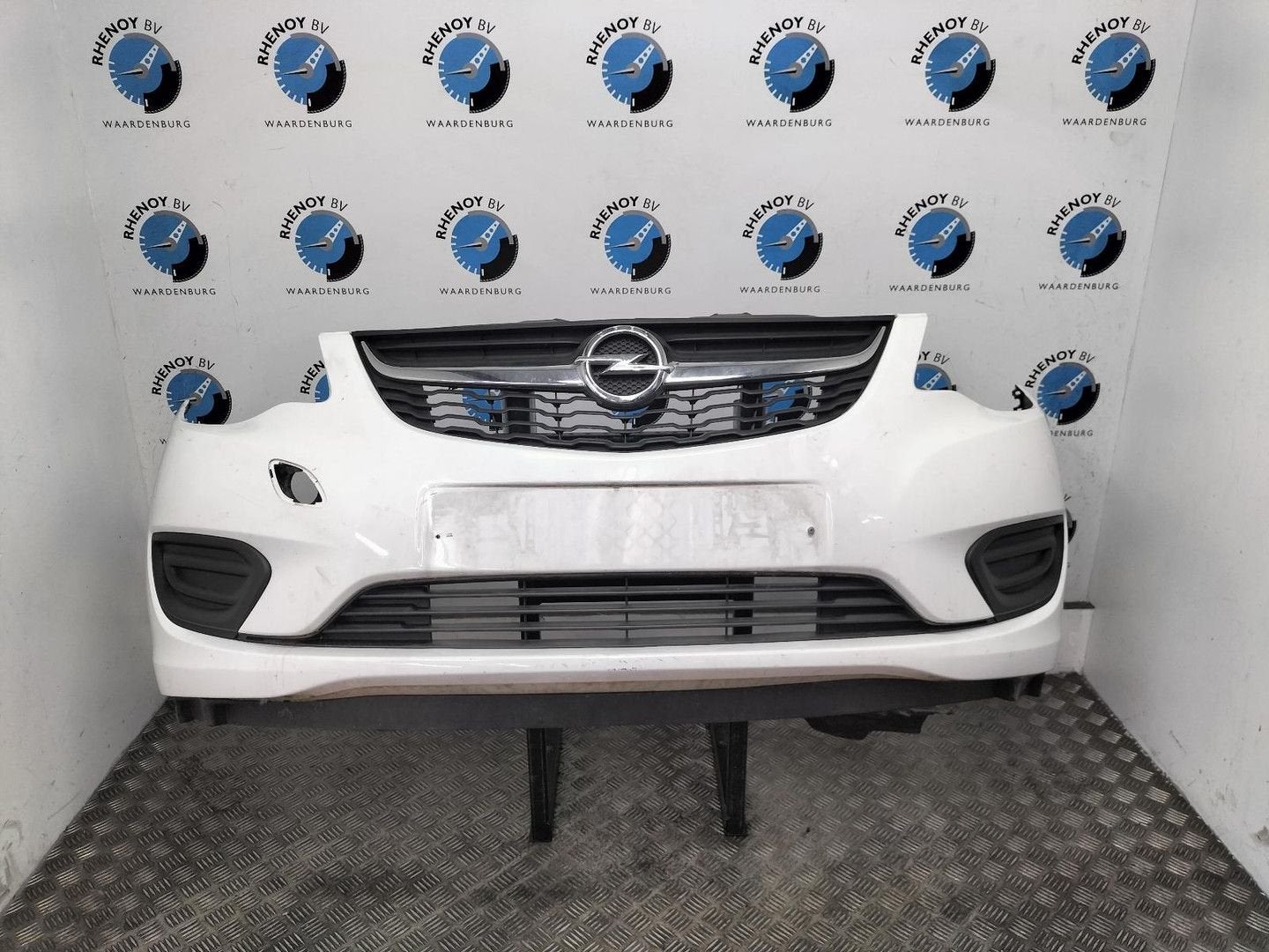OPEL KARL 1.0 ecoFLEX 120 Jaar Edition VOORBUMPER 2019, Auto-onderdelen, Gebruikt, Voor, Ophalen of Verzenden, Stiba lid