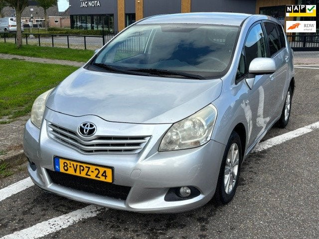 Toyota Verso 2.0 D-4D-F Aspiration Grijs kenteken! ECC Audio, Auto's, Gebruikt, Zwart, 4 cilinders, Origineel Nederlands